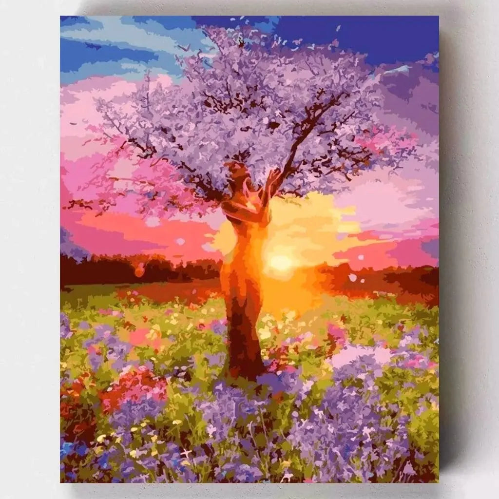 DIY Malen nach Zahlen – Die Baumfrau im blühenden Feld bei Sonnenuntergang auf Leinwand malen – Symbol für Achtsamkeit & Naturkraft – nur bei Artyroom.shop
