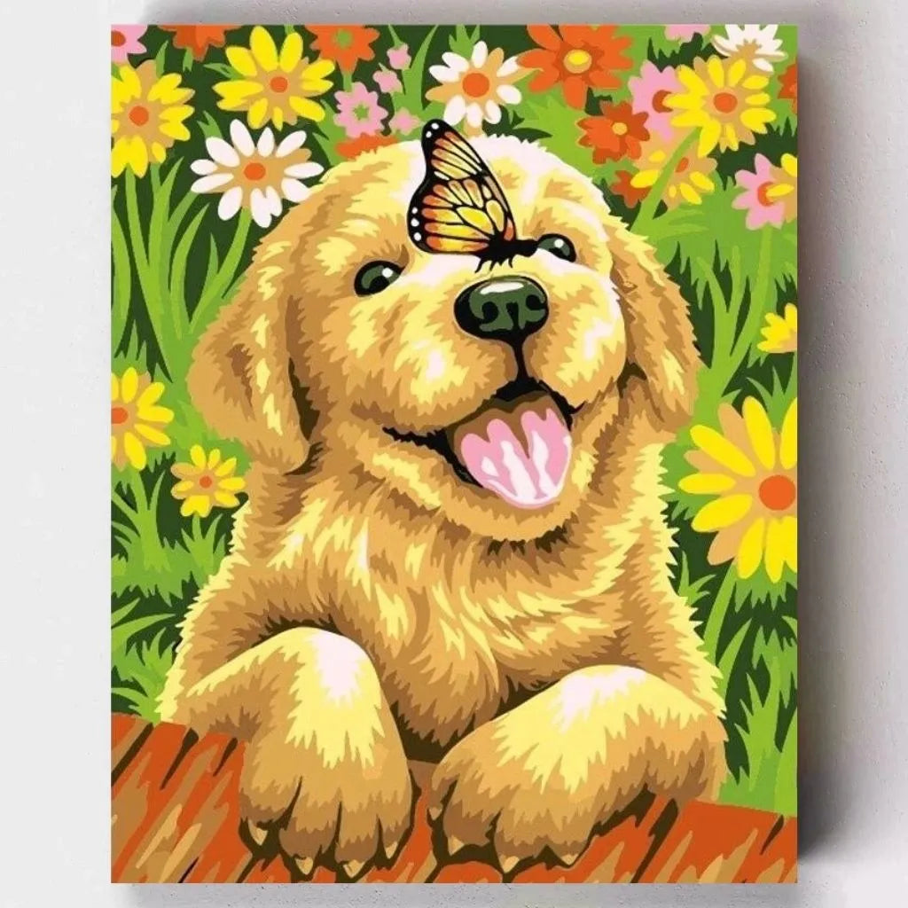 DIY Malen nach Zahlen – Fröhlicher Hundewelpe mit Schmetterling und Blumen auf Leinwand malen – kreative Entspannung & Tierliebe vereint – nur bei Artyroom.shop
