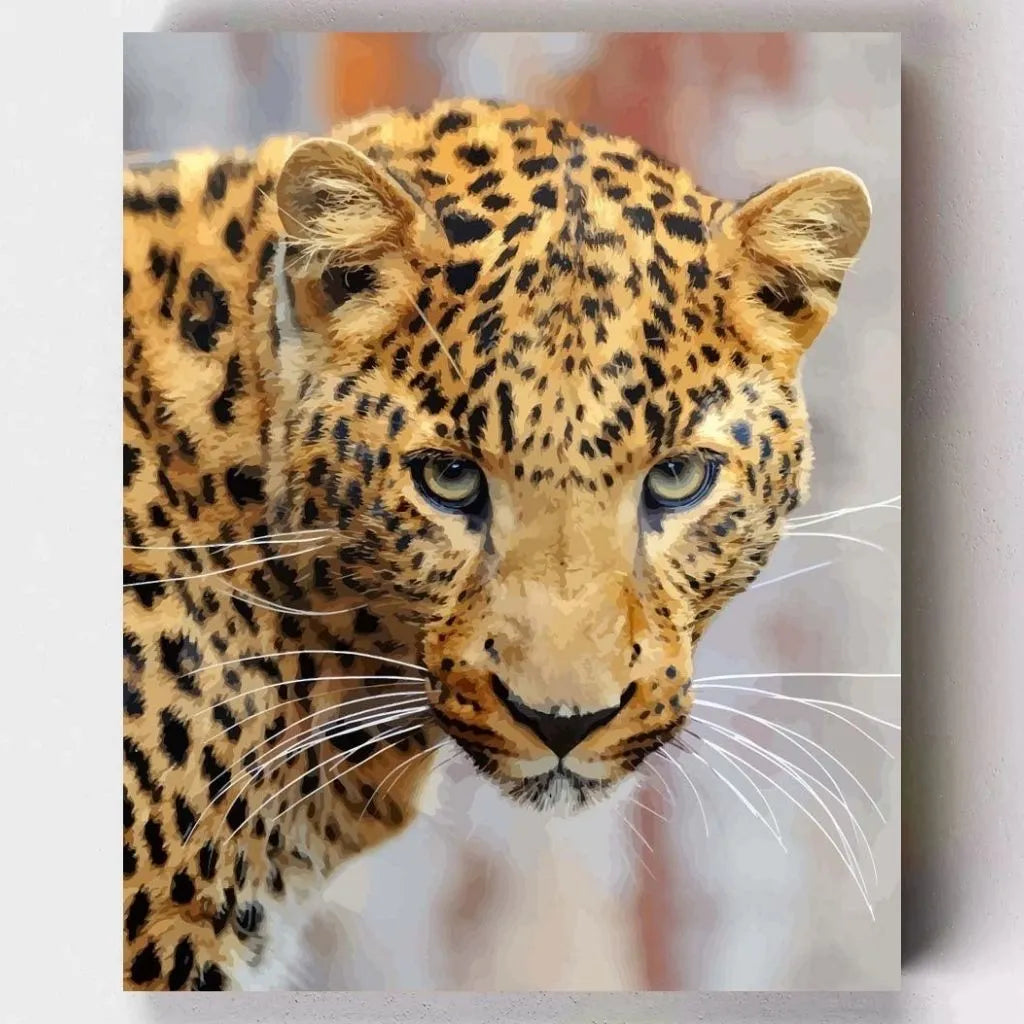 DIY Malen nach Zahlen – Realistischer Leopard mit intensivem Blick auf Leinwand malen – für Tierfreunde & wilde Eleganz – Artyroom.shop