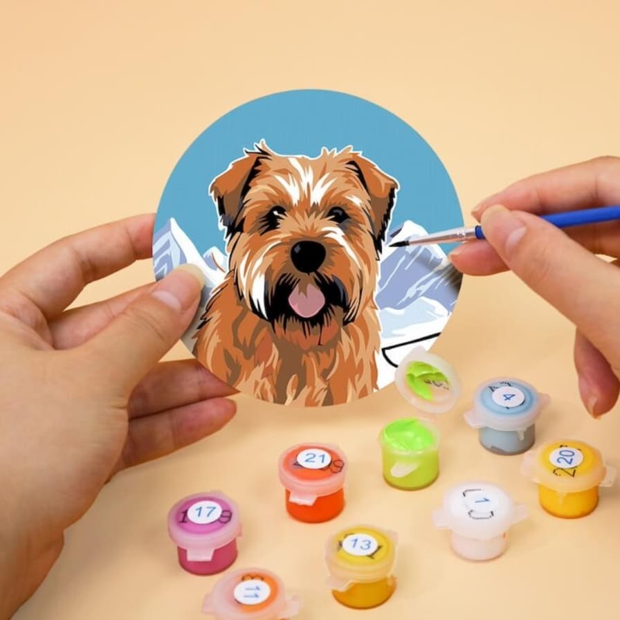DIY Malen nach Zahlen – Süsse Hunde-Portraits auf Untersetzer malen mit Acrylfarben, Anleitung & Pinsel – kreative Tischdeko für Hundefans – nur bei Artyroom.shop