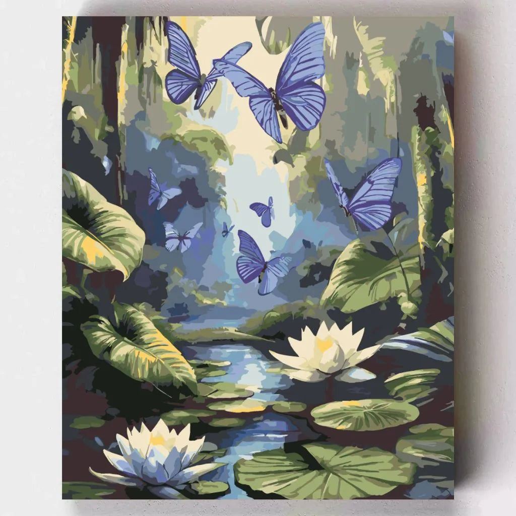 DIY Malen nach Zahlen – Blaue Schmetterlinge über tropischem Seerosenteich auf Leinwand malen – für kreative Entspannung & Naturverbundenheit – nur bei Artyroom.shop